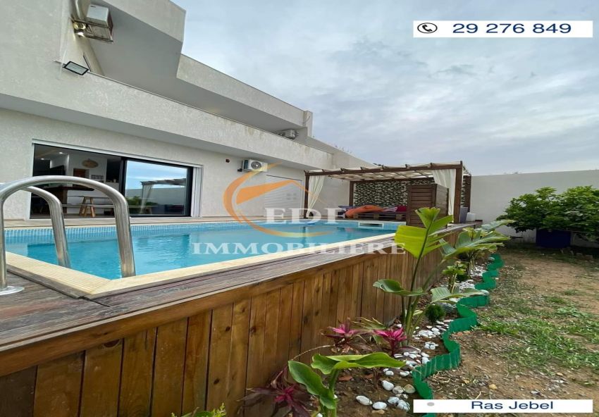 A louer villa avec piscine à Ras Jebel