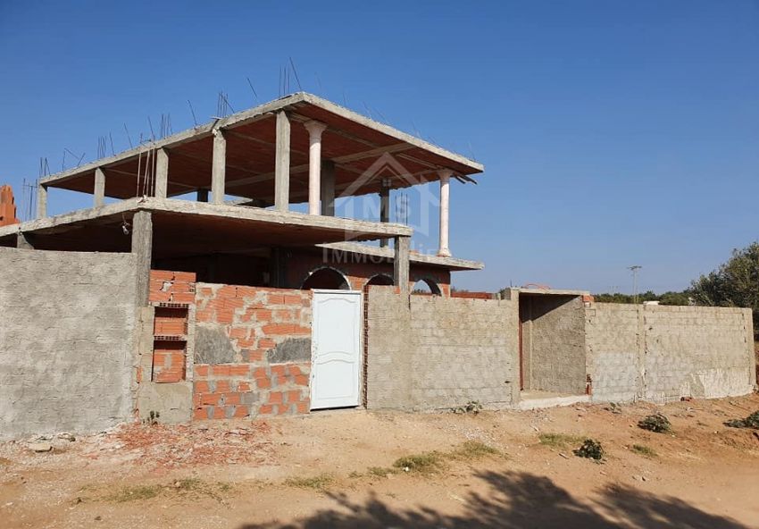 Villa encours de construction à Hammamet à vendre 51355351