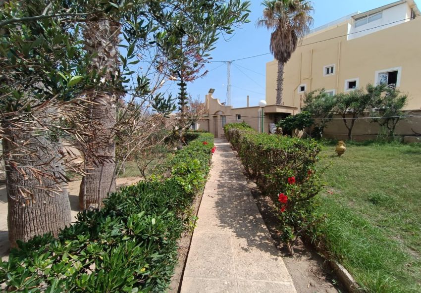 A vendre deux villas jumelées situé à Hammam Sousse, Coté Mer